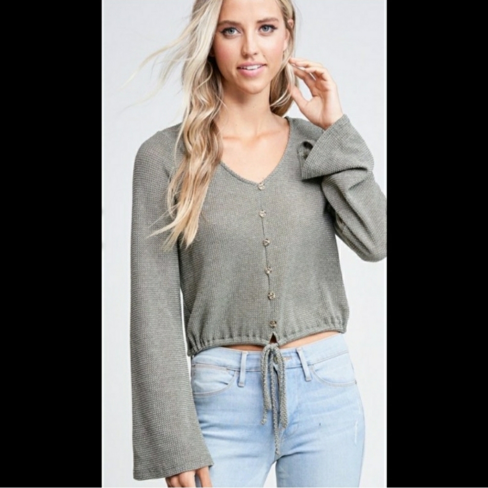 ☘️🍸Olive crop top! - Picture 6 of 8